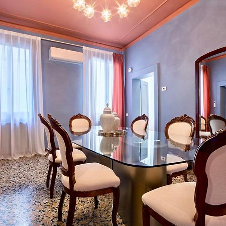 The Arsenal Large Apartman Velence Kültér fotó